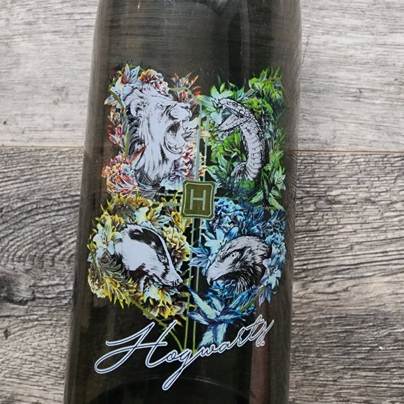 Harry Potter LootCrate Wizarding World Hogwarts Houses Bottle With Screw on Lid - Picture 2 of 4